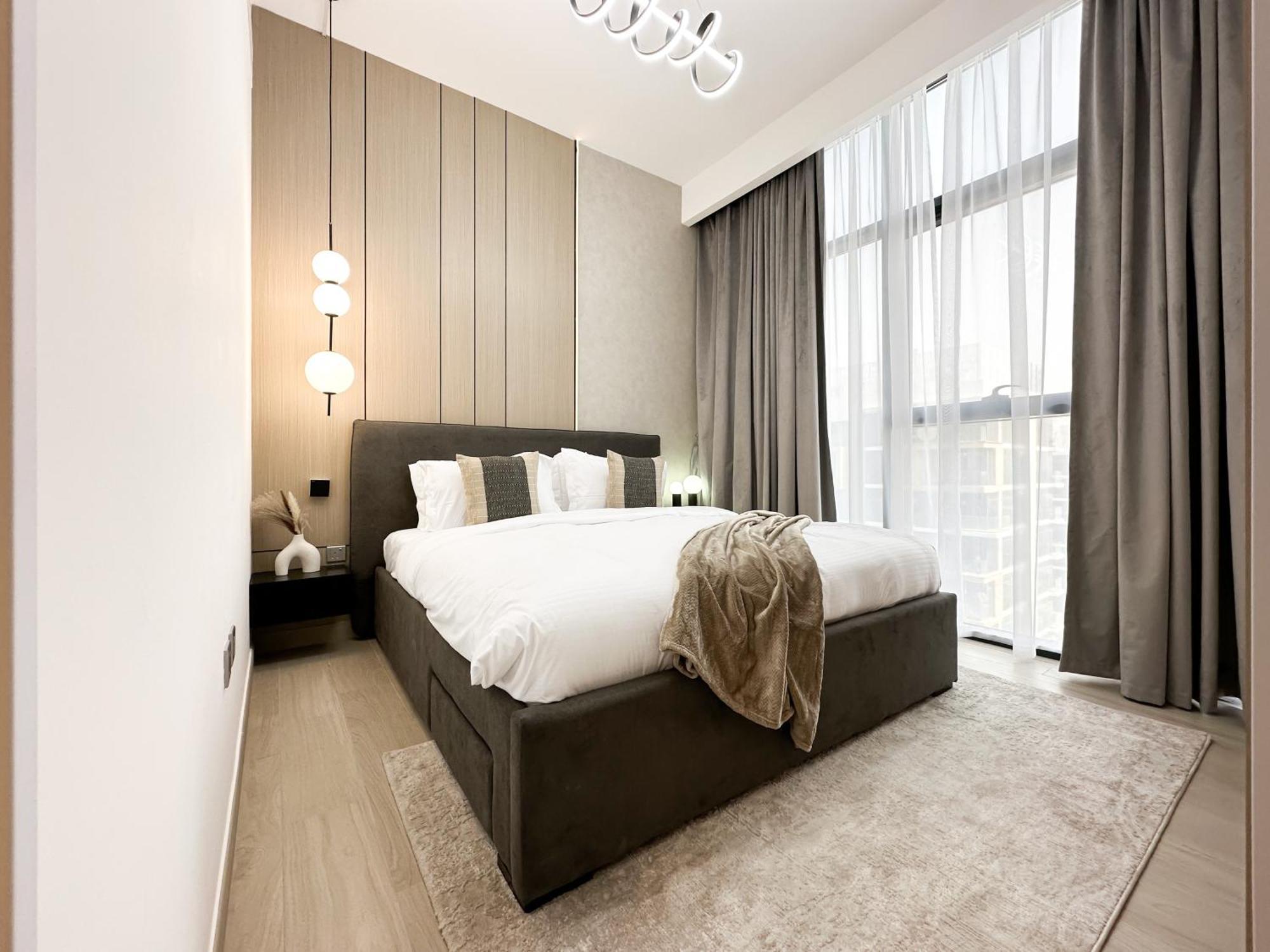Trophy - The Silken Symphony Dubai